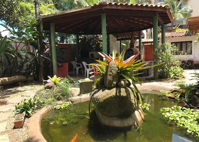 Suíte com Ar + frigobar+ Tv Sky Ubatuba